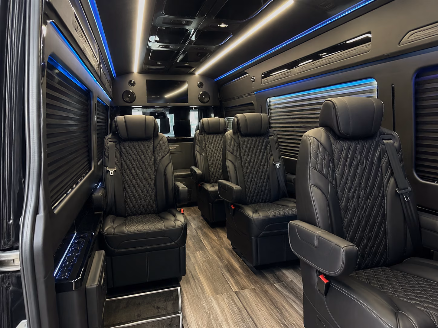 arrange transportation for your next bachelor or bachelorette party 3
