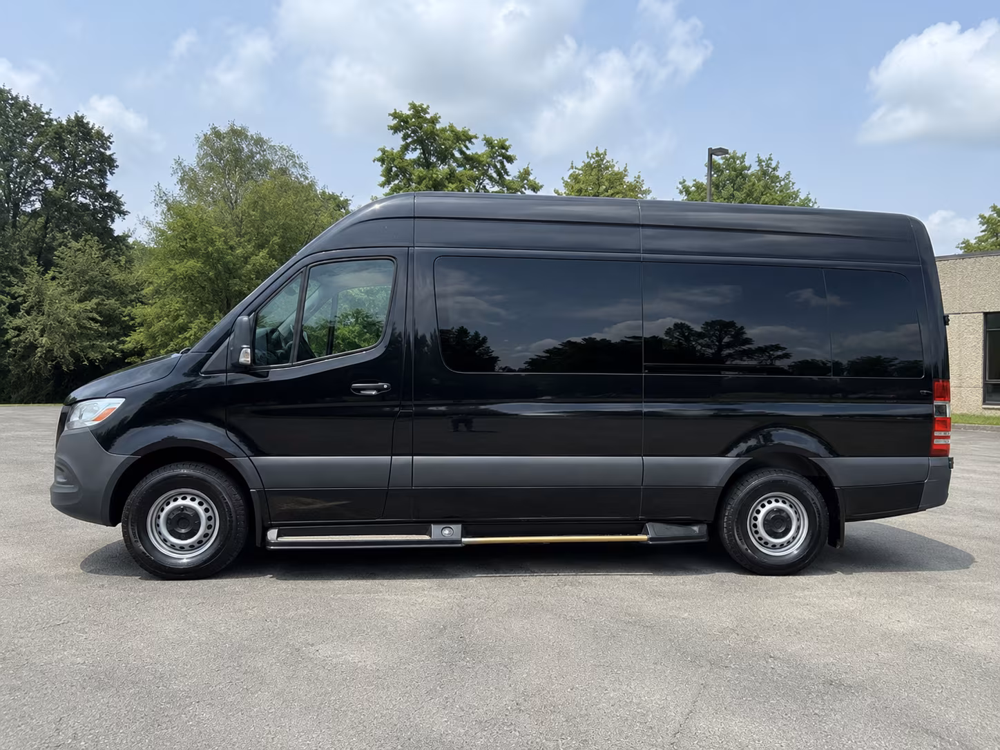 arrange transportation for your next concert or music festival 1