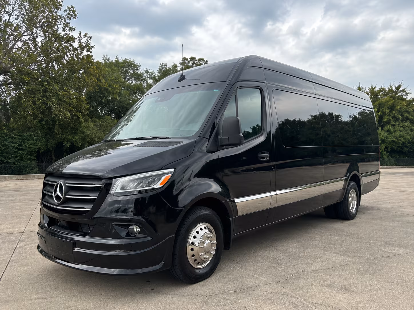 arrange transportation for your next corporate event 4