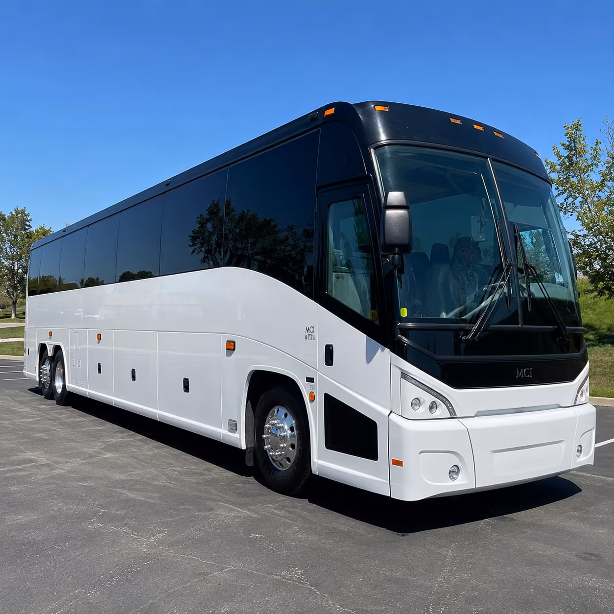 charter bus transfers between jonesboro and memphis international airport mem