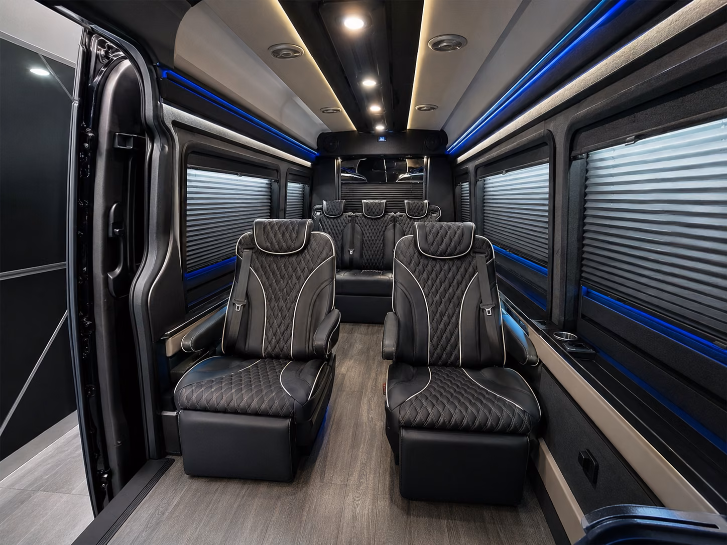corporate shuttle buses and convention transportation in jonesboro