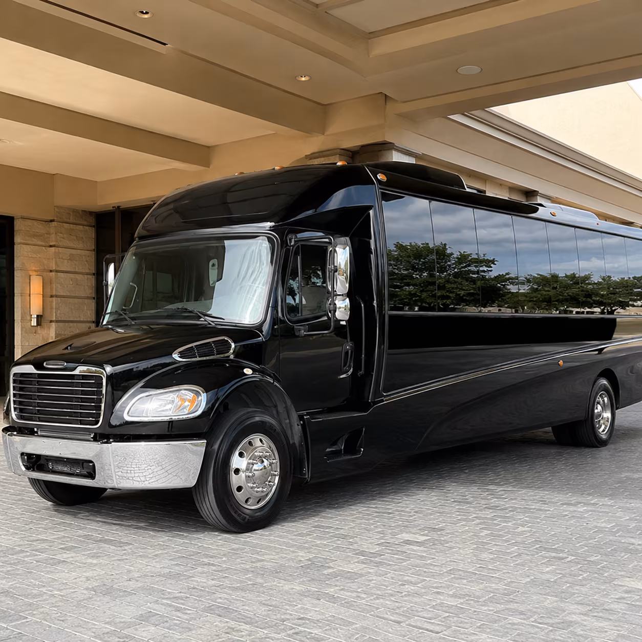 jonesboro 18 passenger minibus