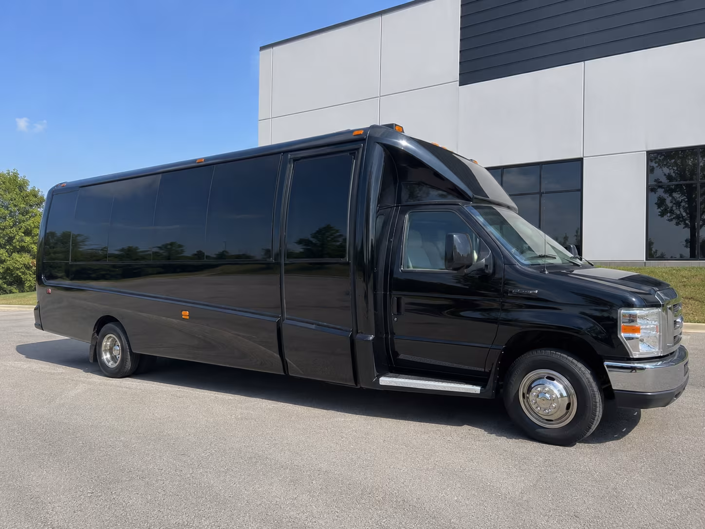party buses for country and outdoor concert nights near jonesboro
