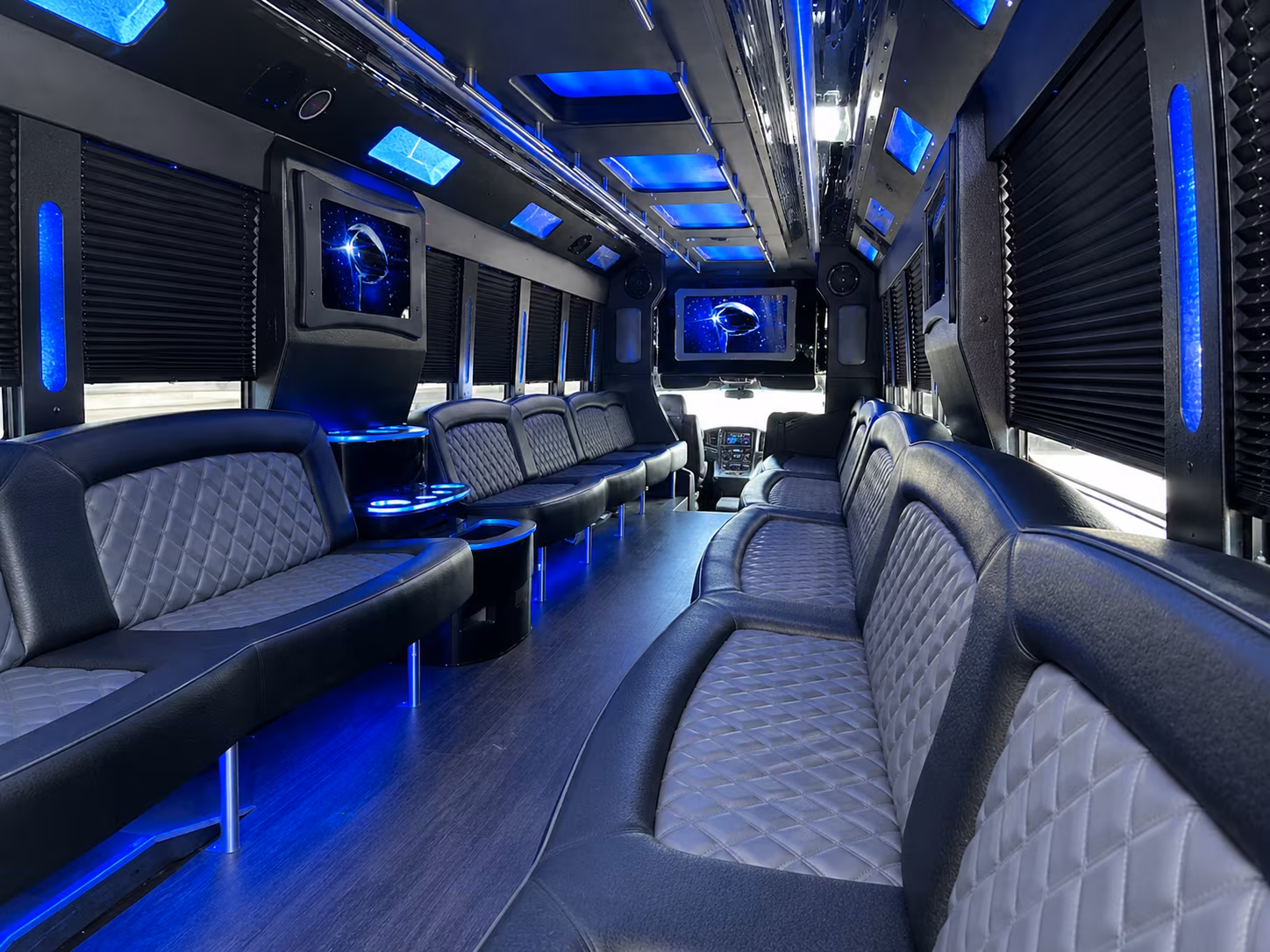 why rent using jonesborominibuscompany com 2